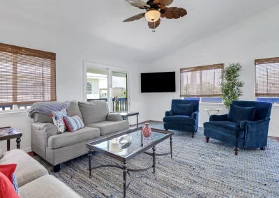 Flamingo Harbor living area