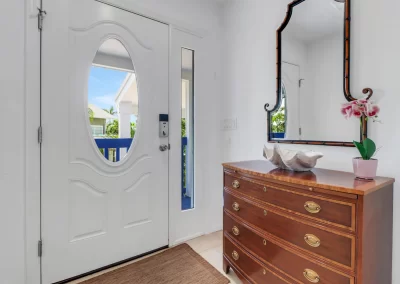 Flamingo Harbor front entrance interior